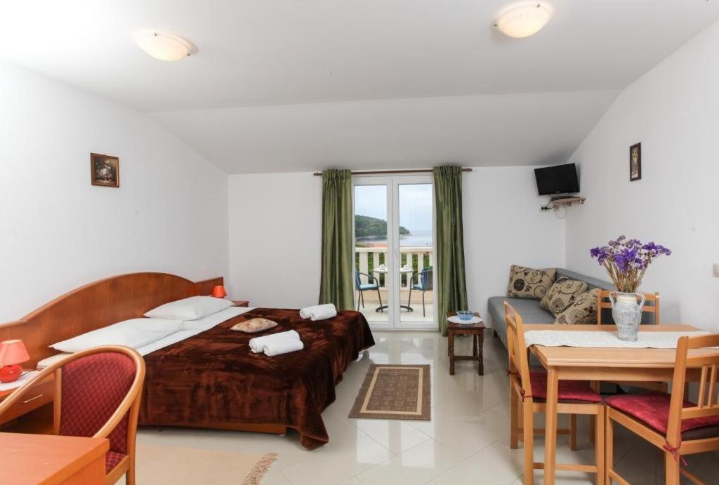 Apartments Ana Lopud Bilik gambar